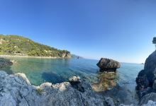 Yaliskari Beach景点图片