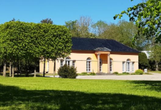 Schloß Park景点图片