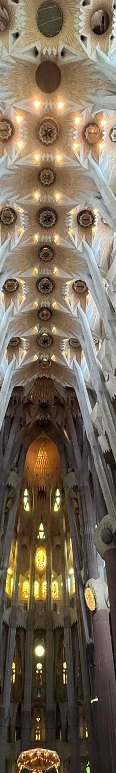 圣家族大教堂-巴塞罗那-YoYo_3E3M0V5U