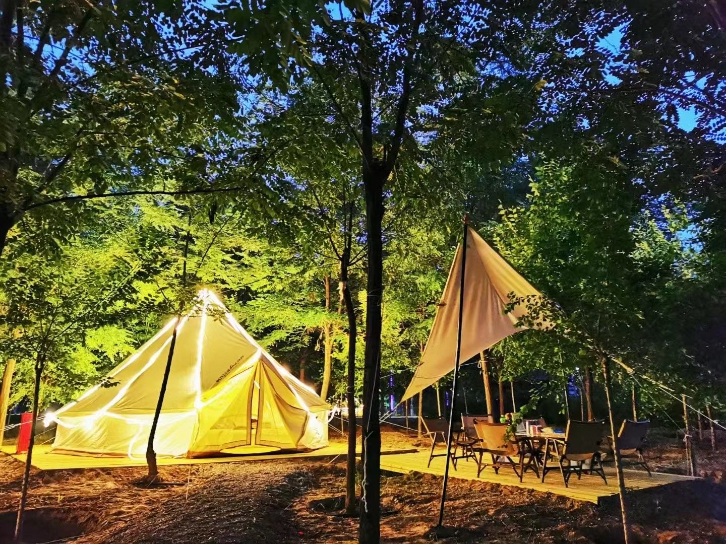 宁夏灵河房车露营基地