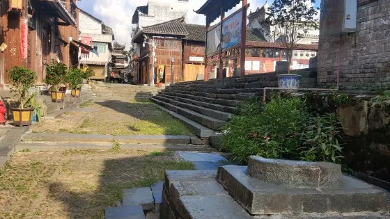 董家井