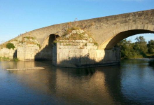 Ponte Romano sul Fiume Ofanto景点图片