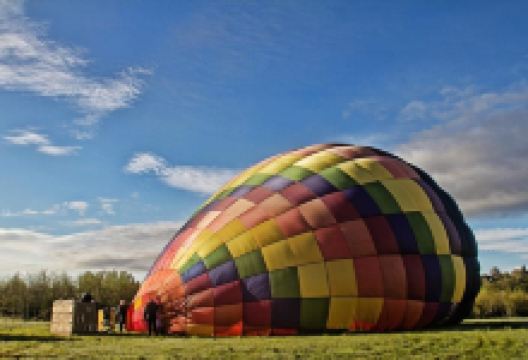 Alba Ballooning景点图片