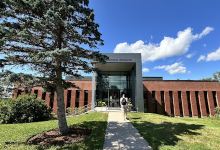 MacRae Library景点图片