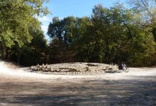 Dolmen De l'Ubac景点图片