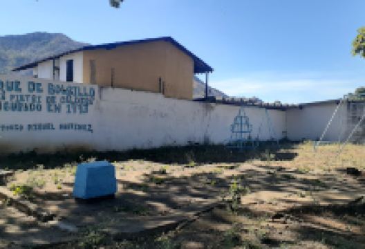 Alicia Pietri de Caldera Park景点图片