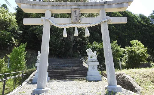 嵓上神社