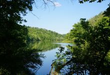 Doe Run Lake景点图片