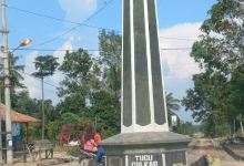 Tugu Golkar景点图片