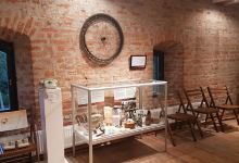 Warehouse Crown Museum景点图片