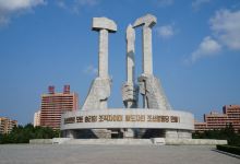 建党纪念塔景点图片
