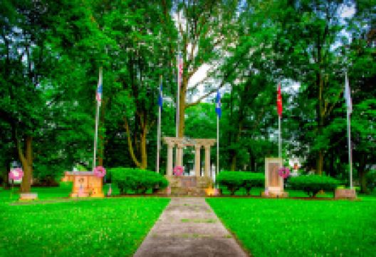 Rahway War Memorial景点图片