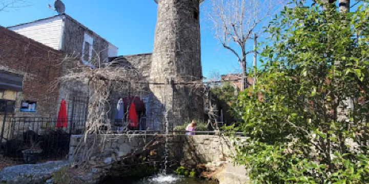 Lewis Vaughn Botanical Gardens