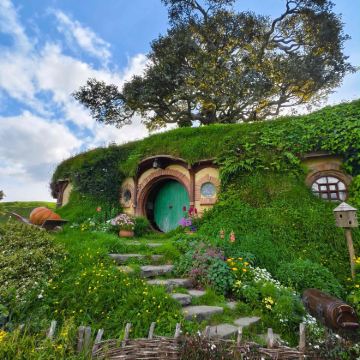 新西兰北岛+罗托鲁瓦+陶波5日4晚拼小团