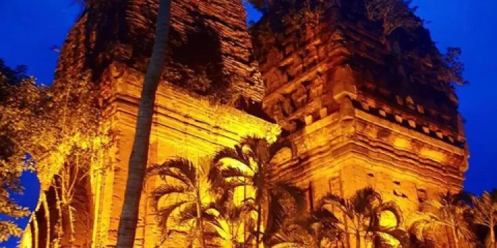 Thap Doi （Twin Towers）