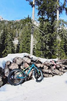 富内斯谷-博尔扎诺-上阿迪杰自治省