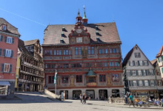 露天集市广场购物图片