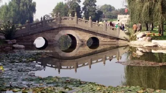 常氏靜園