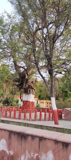 Shaheed Sthal Bawan Imlee-Bagbadshahi Khajuha