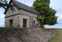 La chapelle et fontaine Saint-Antoine景点图片