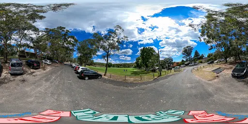 Grays Point Oval