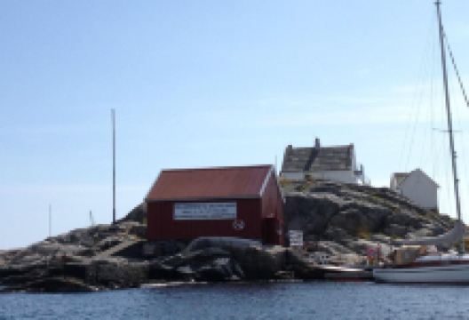 Saltholmen Lighthouse景点图片