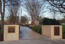 Secret City Commemorative Walk景点图片