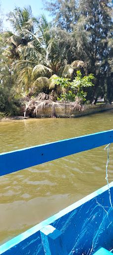 Assinie la passe-阿迪亚凯