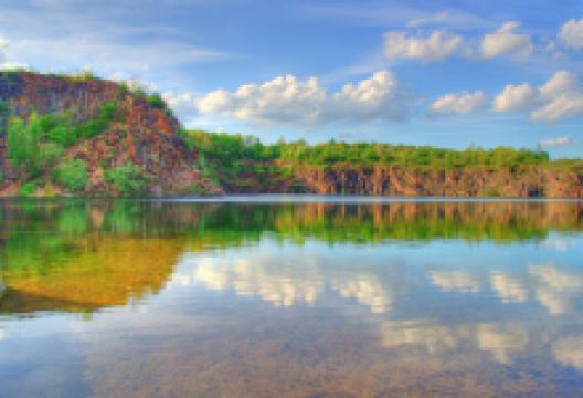 Porphyrkuppenlandschaft bei Landsberg景点图片