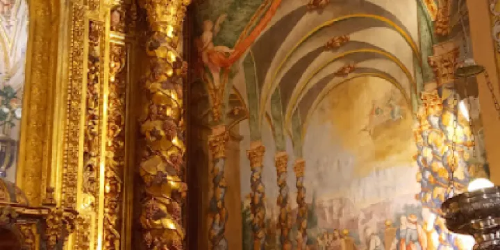 Santa Capilla de San Andres