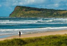 Lennox Head Beach景点图片