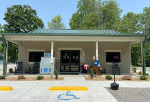 Moffit Lake Recreational Area景点图片