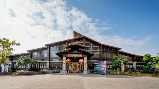 百里柳江-鳳凰河溫泉生態旅遊區