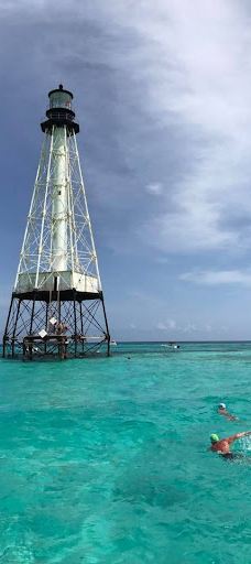 Islander Girl Snorkel & Tours-门罗县