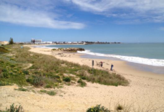 Silver Sand Beach景点图片