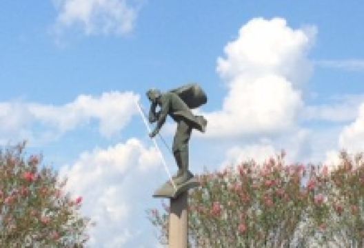 Charles Lindbergh Monument景点图片