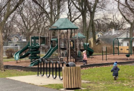 Milo S. Borden Park景点图片