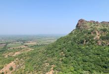 Osam Hill景点图片