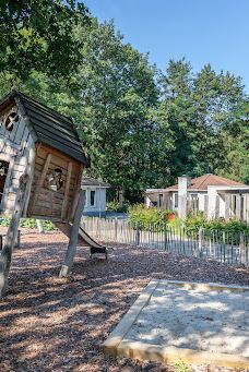 Het Verscholen Dorp, Bungalowpark-哈尔德韦克