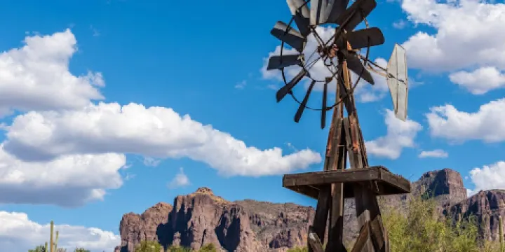 Superstition Zipline