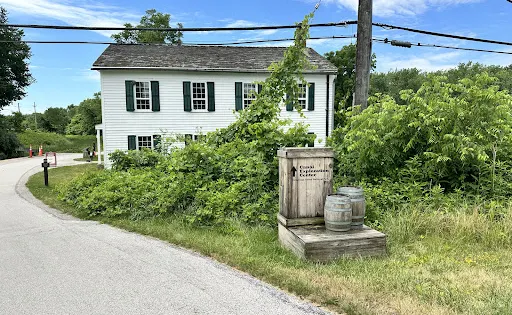 Canal Exploration Center