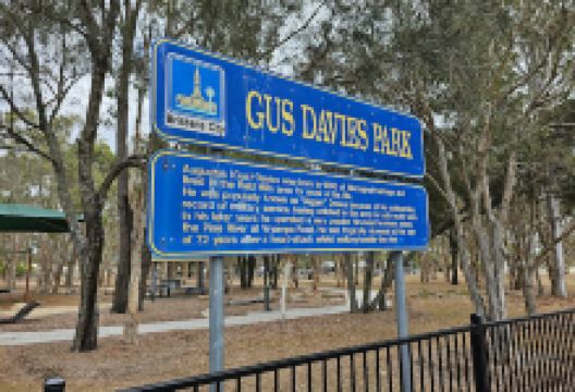 Gus Davies Park景点图片