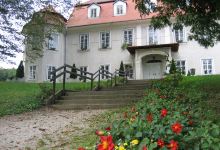The New Castle or Neuhaus in Lokovina景点图片