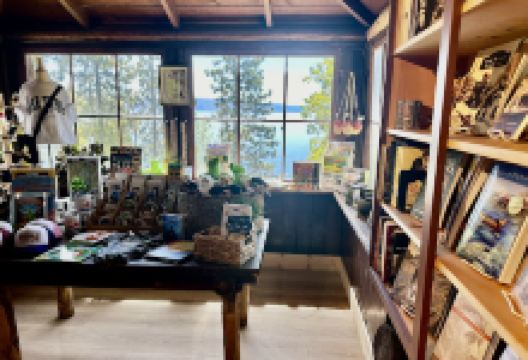 Watson Cabin Museum景点图片