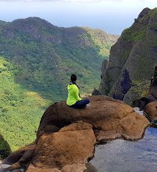 Vaipō Waterfall-努库希瓦岛