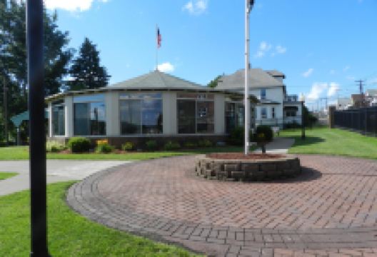 George W. Johnson Park Carousel景点图片