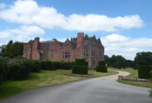 Peover Hall & Gardens景点图片