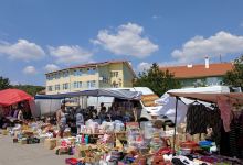 Street Market in Kableshkovo on Thursday景点图片
