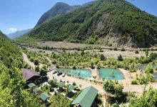 Shengjergji Waterfall景点图片
