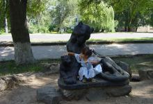 Monument to the Black Panther景点图片